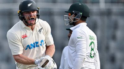 BAN vs NZ: ग्लेन फिलिप्स ने बांग्लादेश को दिया दर्द, न्यूजीलैंड को दिलाई शानदार जीत ग्लेन फिलिप्स प्लेयर ऑफ द मैच रहे