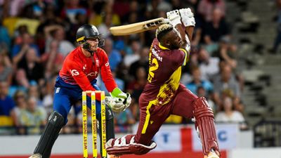 WI vs ENG: 2 साल बाद टीम में आते ही छा गया KKR का खिलाड़ी, गेंद- बल्ले से मचाया कोहराम, पहले टी20 में वेस्टइंडीज की ऐतिहासिक जीत रसेल के धमाके से जीती वेस्टइंडीज