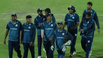 Vijay Hazare Trophy के फाइनल में पहली बार पहुंची हरियाणा, हिमांशु के शतक से दिनेश कार्तिक की तमिलनाडु 63 रन से हारी हरियाणा की टीम (फोटो क्रेडिट - बीसीसीआई)
