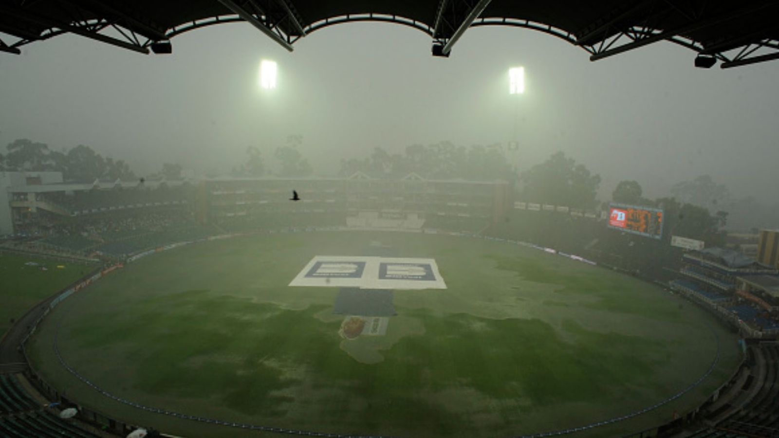 IND vs SA: बारिश से खिलाड़ी हैं परेशान, क्या आखिरी टी20 में भी पड़ेगी मौसम की मार, जानें वेदर रिपोर्ट IND vs SA: बारिश से खिलाड़ी हैं परेशान, क्या आखिरी टी20 में भी पड़ेगी मौसम की मार, जानें वेदर रिपोर्ट