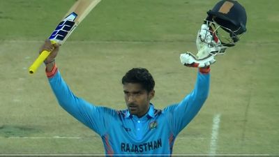 Vijay Hazare Trophy के फाइनल में 17 साल बाद पहुंची राजस्थान, दीपक हुड्डा ने 180 रन की पारी से कर्नाटक को खदेड़ा, अब हरियाणा से होगी खिताबी जंग दीपक हुड्डा