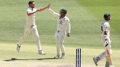 AUS vs PAK: 450 रन के जवाब में 89 पर सिमटा पाकिस्तान, ऑस्ट्रेलिया के खिलाफ शान मसूद की टीम को मिली शर्मनाक हार ऑस्ट्रेलिया ने पर्थ टेस्ट में पाकिस्तान को 360 रन से हराया