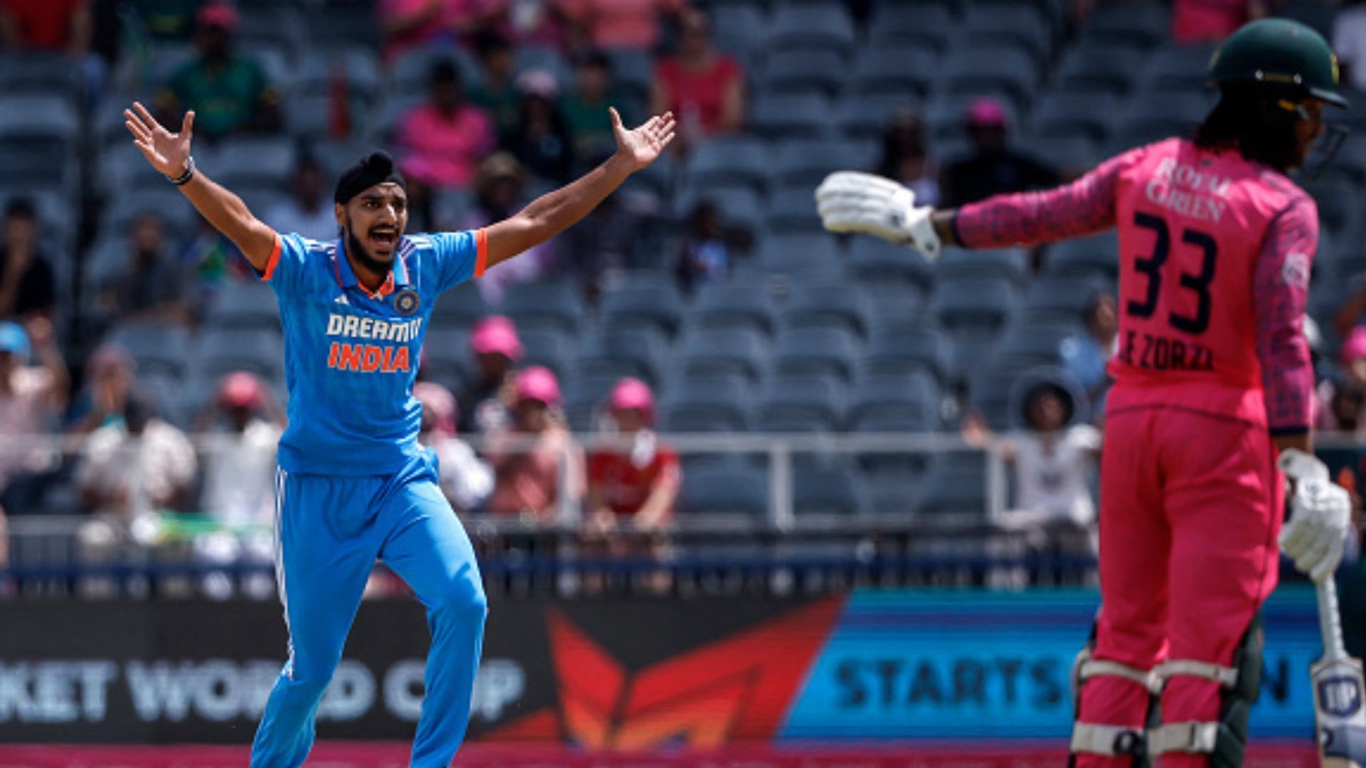 IND vs SA : अर्शदीप और आवेश की तूफानी गेंदबाजी से 116 रन पर सिमटी साउथ अफ्रीका, 200 गेंद पहले आठ विकेट से जीती टीम इंडिया 