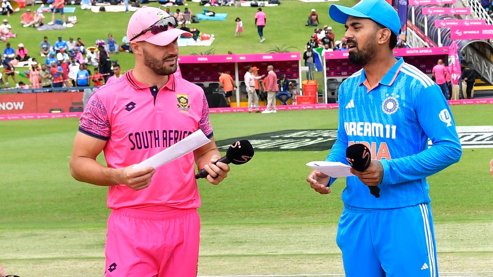 IND vs SA: केएल राहुल का नाम इतिहास के पन्नों में दर्ज, इस उपलब्धि को हासिल करने वाले पहले भारतीय कप्तान बने IND vs SA: केएल राहुल का नाम इतिहास के पन्नों में दर्ज, इस उपलब्धि को हासिल करने वाले पहले भारतीय कप्तान बने