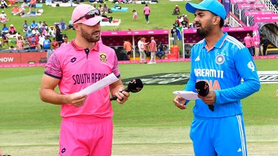 IND vs SA: केएल राहुल का नाम इतिहास के पन्नों में दर्ज, इस उपलब्धि को हासिल करने वाले पहले भारतीय कप्तान बने केएल राहुल ने रचा इतिहास