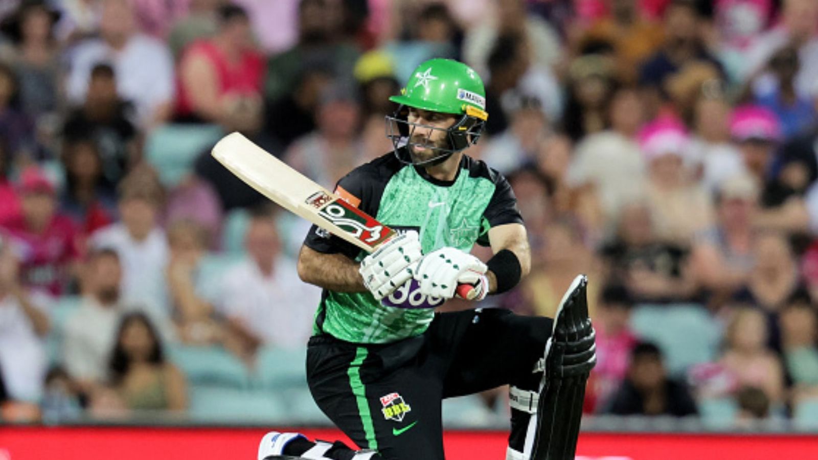 BBL : 67 रन के टारगेट में मैक्सवेल ने मचाई मार, 18 गेंद में खेली ऐसी विस्फोटक पारी जिसने टीम को दिलाई तूफानी जीत BBL : 67 रन के टारगेट में मैक्सवेल ने मचाई मार, 18 गेंद में खेली ऐसी विस्फोटक पारी जिसने टीम को दिलाई तूफानी जीत