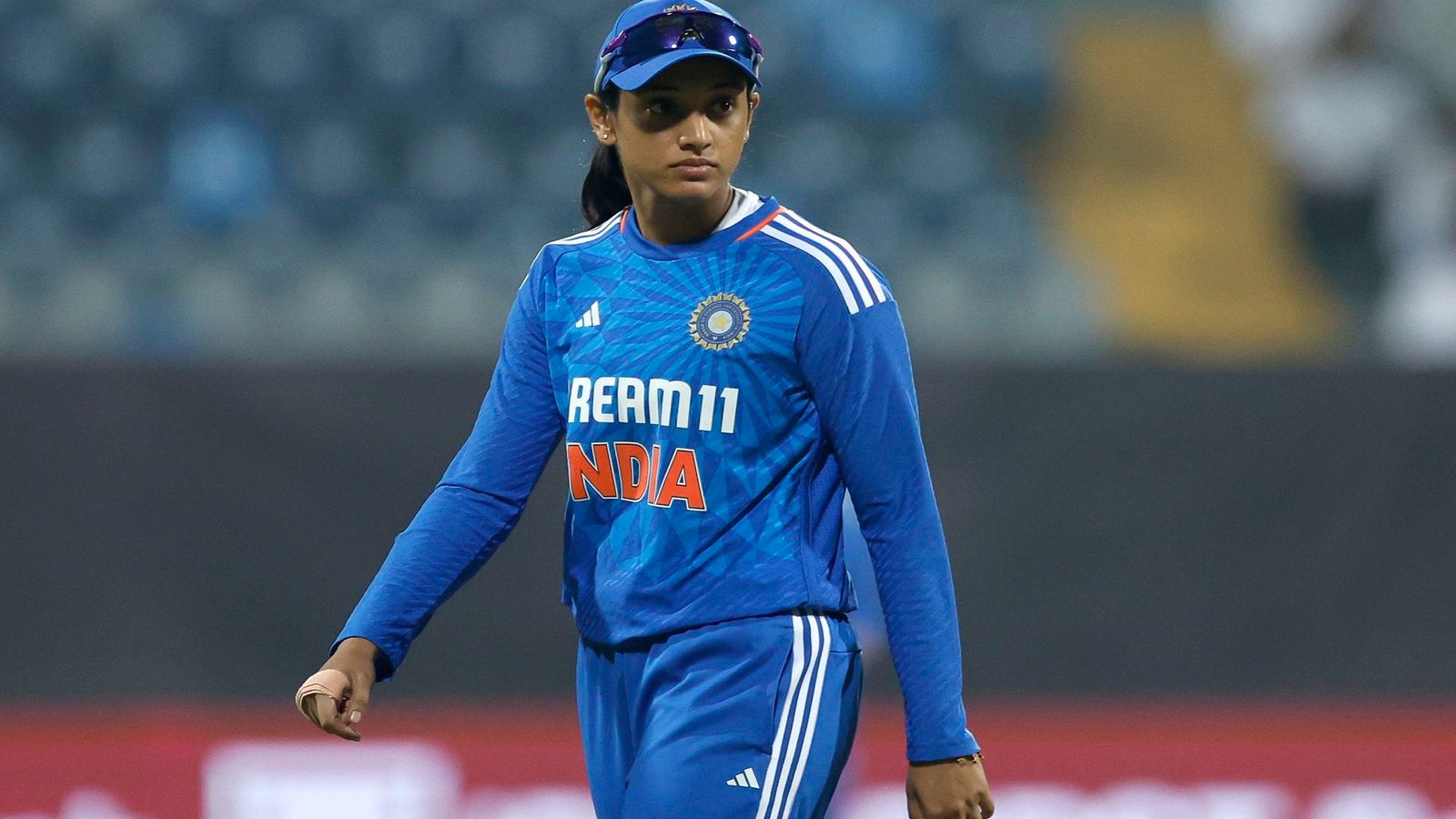 IND vs AUS: स्मृति मांधना की वापसी, शेफाली वर्मा बाहर, इस खिलाड़ी ने किया डेब्यू, जानें भारत और ऑस्ट्रेलिया की प्लेइंग इलेवन IND vs AUS: स्मृति मांधना की वापसी, शेफाली वर्मा बाहर, इस खिलाड़ी ने किया डेब्यू, जानें भारत और ऑस्ट्रेलिया की प्लेइंग इलेवन