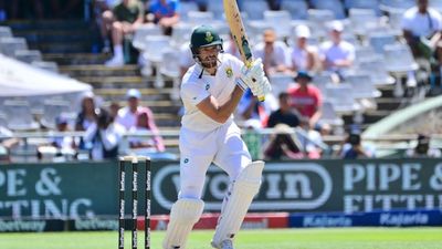 IND vs SA: एडन मार्करम ने बल्लेबाजों की कब्रगाह पिच पर शतक से लूट ली महफिल, ऐसा करने वाले बने पहले बल्लेबाज एडन मार्करम ने केप टाउन टेस्ट में शतक लगाकर दिल जीत लिया.