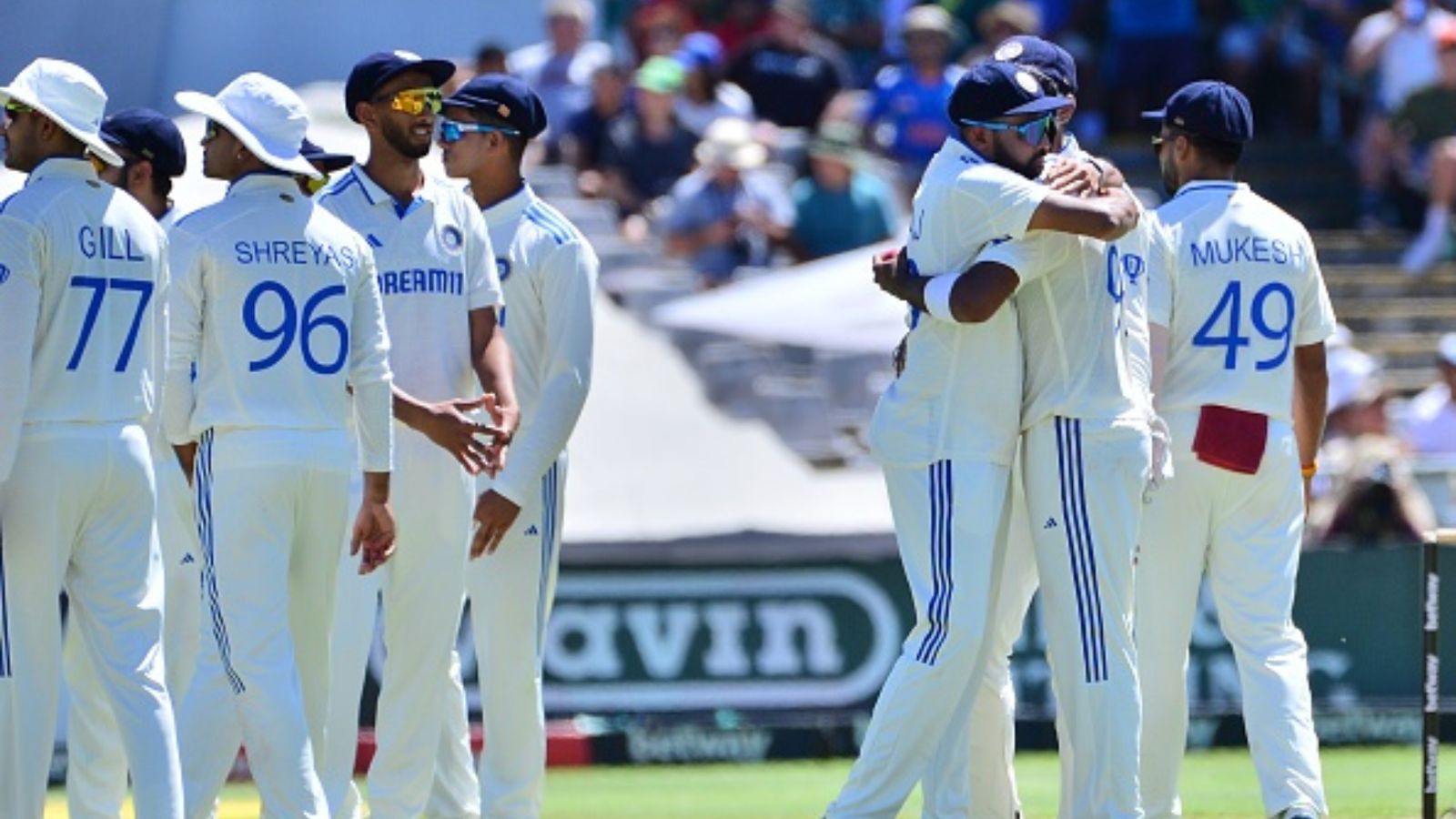 IND vs SA: भारत ने डेढ़ दिन में जीता इतिहास का सबसे छोटा टेस्ट, केप टाउन में साउथ अफ्रीका को 7 विकेट से हराया, 30 साल में दूसरी बार टेस्ट सीरीज ड्रॉ IND vs SA: भारत ने डेढ़ दिन में जीता इतिहास का सबसे छोटा टेस्ट, केप टाउन में साउथ अफ्रीका को 7 विकेट से हराया, 30 साल में दूसरी बार टेस्ट सीरीज ड्रॉ