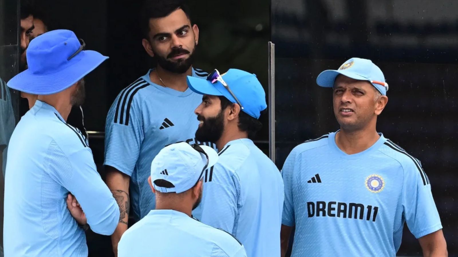 टीम इंडिया को साउथ अफ्रीका को डेढ़ दिन में हराने पर भी हो गया नुकसान, छिन गई बादशाहत, जानिए कैसे टीम इंडिया को साउथ अफ्रीका को डेढ़ दिन में हराने पर भी हो गया नुकसान, छिन गई बादशाहत, जानिए कैसे