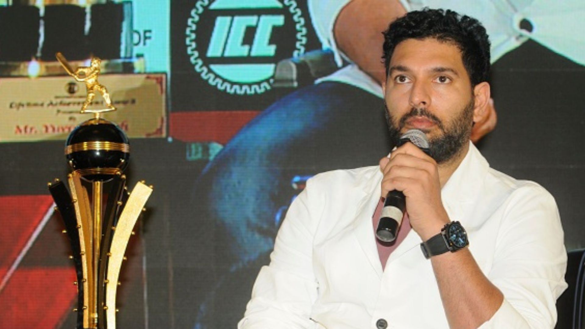 T20 वर्ल्ड कप में क्या टीम इंडिया के मेंटोर बन सकते हैं युवराज सिंह? खुद दिया ये बड़ा संकेत 