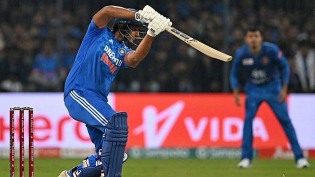 IND vs AFG: क्या भारत को मिल गया धमाकेदार ऑलराउंडर? शिवम दुबे ने हार्दिक पंड्या का रिकॉर्ड तोड़ा, कोहली- युवराज के साथ जुड़ा नाम शिवम दुबे