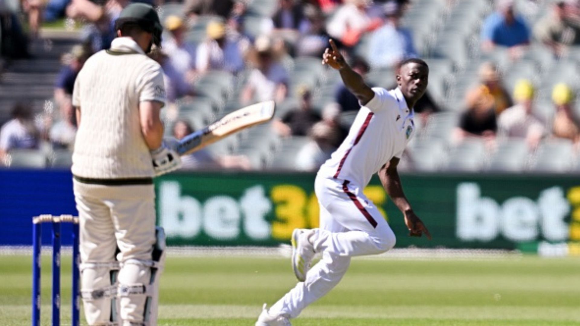 बॉडीगार्ड से बना क्रिकेटर, टेस्ट डेब्यू में स्टीव स्मिथ का लिया विकेट, 150 किमी की रफ्तार से गेंदबाजी करने वाले शमर जोसेफ ने काटा बवाल