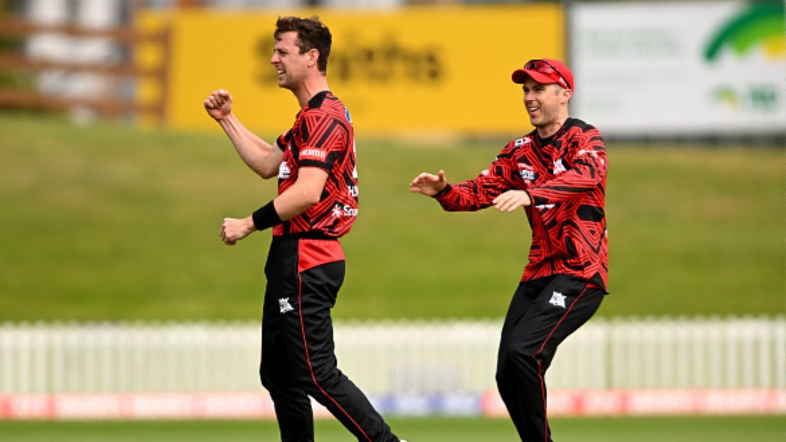 174 रनों के चेज में सिर्फ 16 रन बनाने वाले खिलाड़ी को मिल गया मैन ऑफ द मैच अवॉर्ड, जानिए क्यों 174 रनों के चेज में सिर्फ 16 रन बनाने वाले खिलाड़ी को मिल गया मैन ऑफ द मैच अवॉर्ड, जानिए क्यों