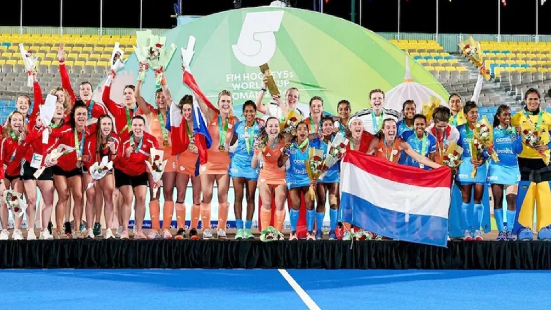 भारतीय टीम का पहली वर्ल्‍ड चैंपियन बनने का सपना चकनाचूर, World Cup फाइनल में मिली करारी शिकस्‍त