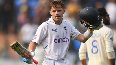 IND vs ENG: ओली पोप दोहरे शतक से चूके, 420 रन पर इंग्लैंड ऑलआउट, भारत को मिला 231 रन का टारगेट ओली पोप ने धमाका मचा दिया है