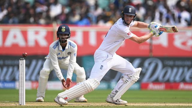IND vs ENG: इंग्लिश बल्लेबाज ने टीम इंडिया को विशाखापतनम टेस्ट में दी धमकी, बोले- हम कुछ भी कर सकते हैं जैक क्रॉली ने विशाखापतनम टेस्ट की पहली पारी में इंग्लैंड के लिए सर्वाधिक रन बनाए.