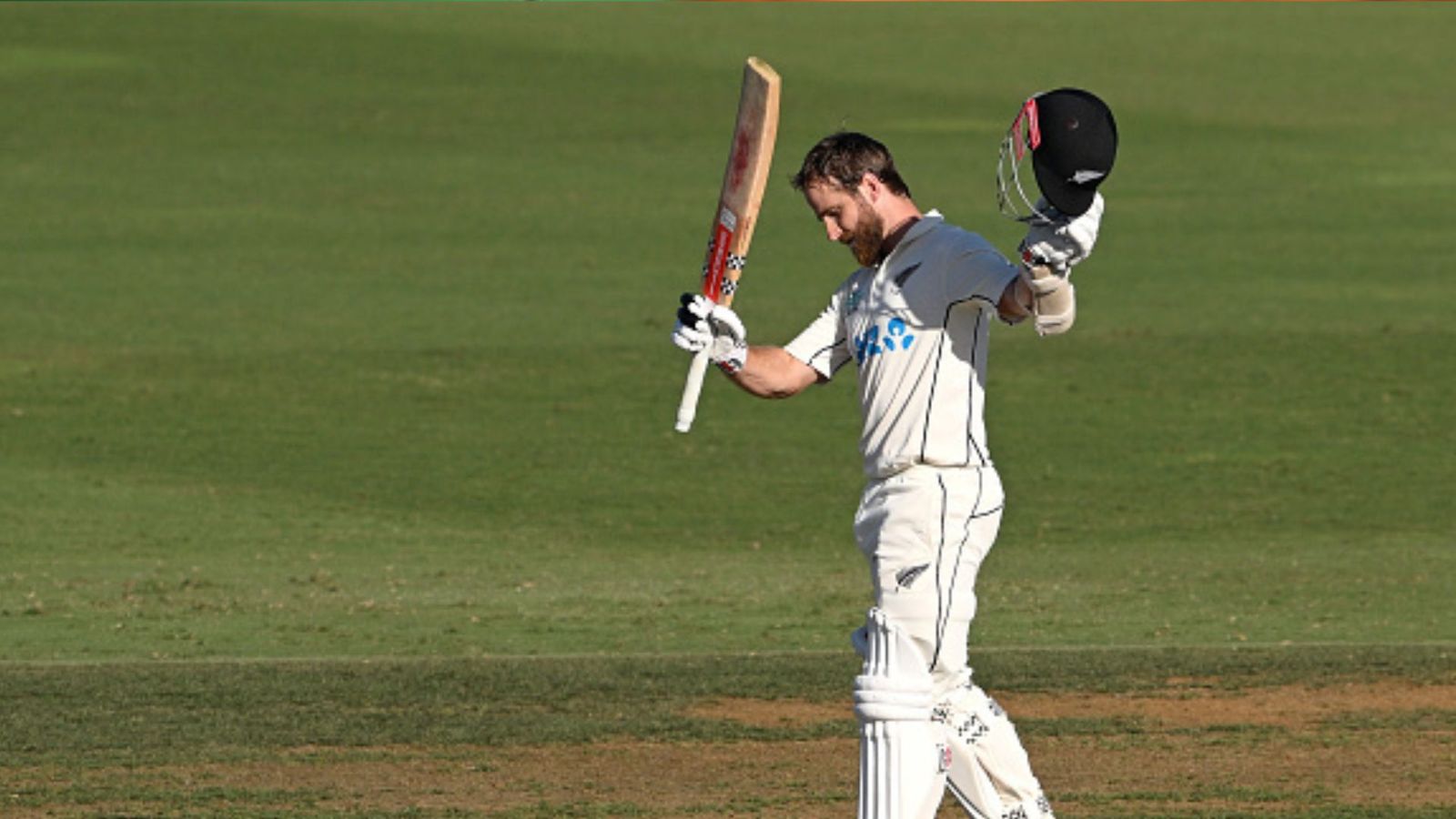 NZ vs SA: केन विलियमसन ने 31वें टेस्ट शतक से रचा इतिहास, दोनों पारियों में पहली बार लगाई सेंचुरी, 10 पारियों में छठा सैकड़ा ठोक साउथ अफ्रीका को हार की ओर धकेला NZ vs SA: केन विलियमसन ने 31वें टेस्ट शतक से रचा इतिहास, दोनों पारियों में पहली बार लगाई सेंचुरी, 10 पारियों में छठा सैकड़ा ठोक साउथ अफ्रीका को हार की ओर धकेला