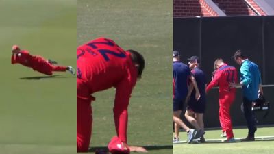 Live मैच में खिलाड़ी को लगी तेज गेंद, मुंह से आया खून और बाल-बाल बची जान, हैरान! कर देगा ये Video मैच के दौरान बुरी तरह चोटिल होने के बाद हेनरी हंट