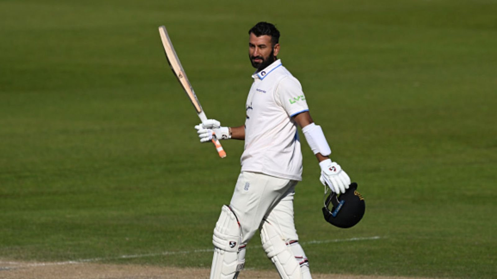 चेतेश्वर पुजारा का टीम इंडिया के चयन से पहले गरजा बल्ला, 62वां शतक जड़कर फिर से ठोका वापसी का दावा चेतेश्वर पुजारा का टीम इंडिया के चयन से पहले गरजा बल्ला, 62वां शतक जड़कर फिर से ठोका वापसी का दावा