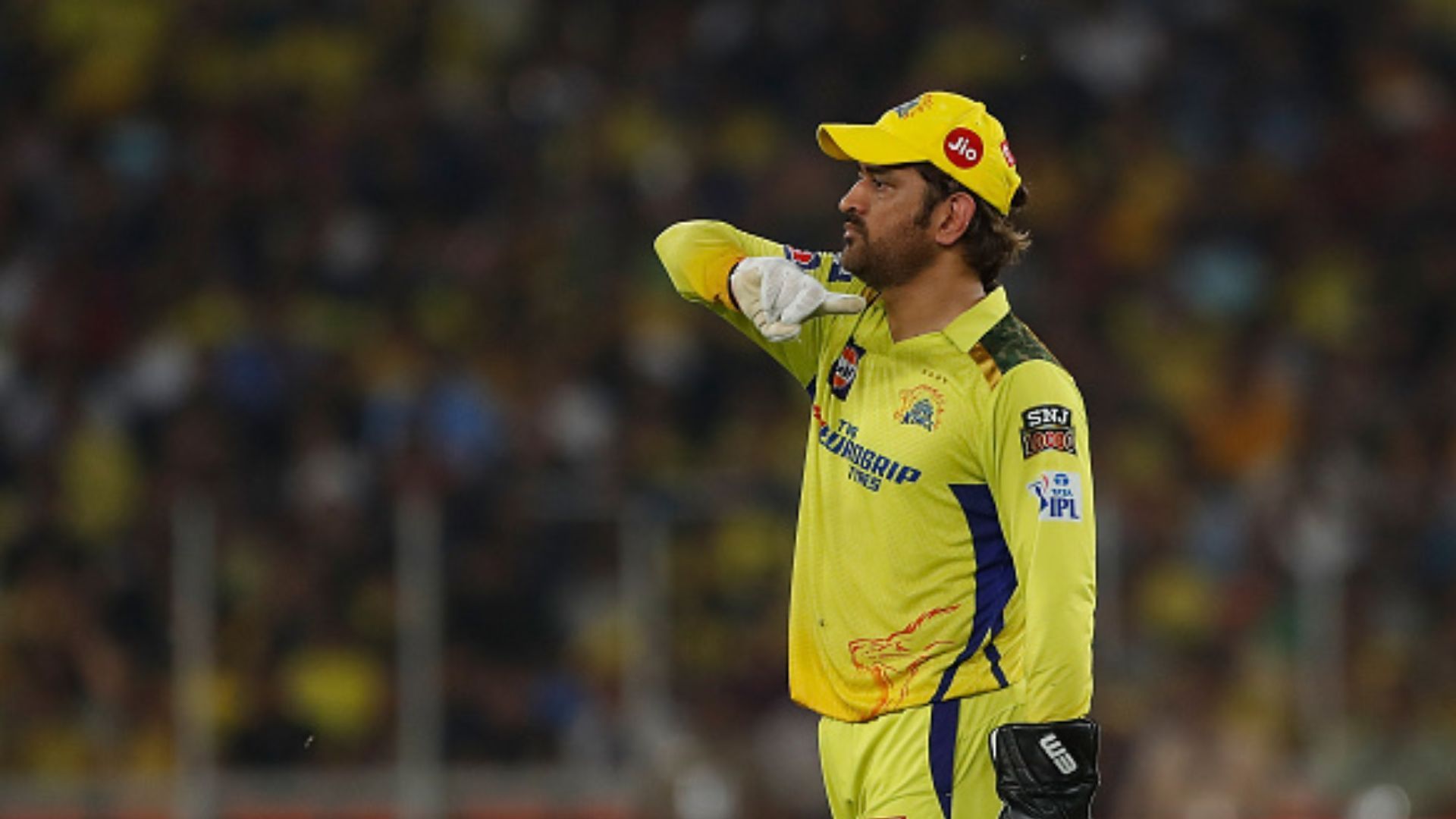 MS Dhoni : महेंद्र सिंह धोनी ने अपनी कप्तानी को लेकर खोला बड़ा राज, कहा- ड्रेसिंग रूम में सम्मान तभी मिलेगा जब... 