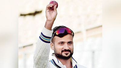 IND vs ENG, Akash Deep : आकाश दीप ने टेस्ट टीम इंडिया में पहली बार जगह मिलने के बाद ठोका बड़ा दावा, कहा - खेलने का मौका मिला तो... एक मैच के दौरान बेहतरीन गेंदबाजी करने के बाद आकाश दीप (फोटो क्रेडिट - एक्स हैंडल)