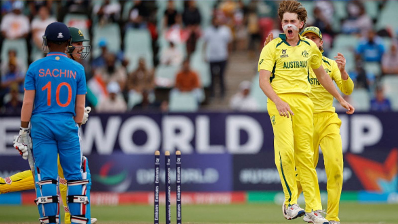 U-19 World Cup Final, IND vs AUS : भारत ने 3 महीने के भीतर गंवाया दूसरा वर्ल्ड कप, 254 रनों के चेज में धड़ाम हुई टीम इंडिया, 14 साल बाद ऑस्ट्रेलिया बनी चैंपियन U-19 World Cup Final, IND vs AUS : भारत ने 3 महीने के भीतर गंवाया दूसरा वर्ल्ड कप, 254 रनों के चेज में धड़ाम हुई टीम इंडिया, 14 साल बाद ऑस्ट्रेलिया बनी चैंपियन