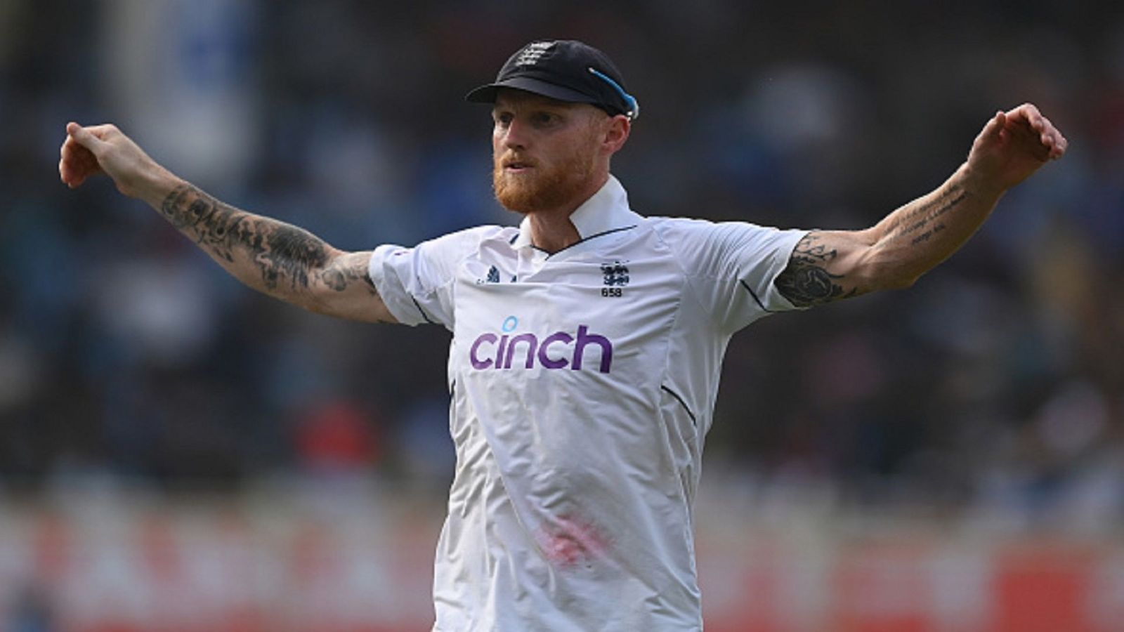 IND vs ENG: इंग्लैंड की टीम मौज-मस्ती करके तीसरे टेस्ट के लिए पहुंची राजकोट, विशाखापतनम हार के बाद एक भी दिन नहीं की प्रैक्टिस IND vs ENG: इंग्लैंड की टीम मौज-मस्ती करके तीसरे टेस्ट के लिए पहुंची राजकोट, विशाखापतनम हार के बाद एक भी दिन नहीं की प्रैक्टिस