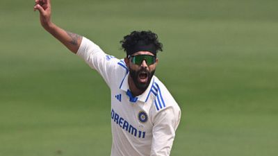 IND vs ENG: केएल राहुल हुए बाहर लेकिन कैसी है रवींद्र जडेजा की फिटनेस, लेटेस्ट अपडेट में हुआ अहम खुलासा गेंदबाजी के दौरान रवींद्र जडेजा