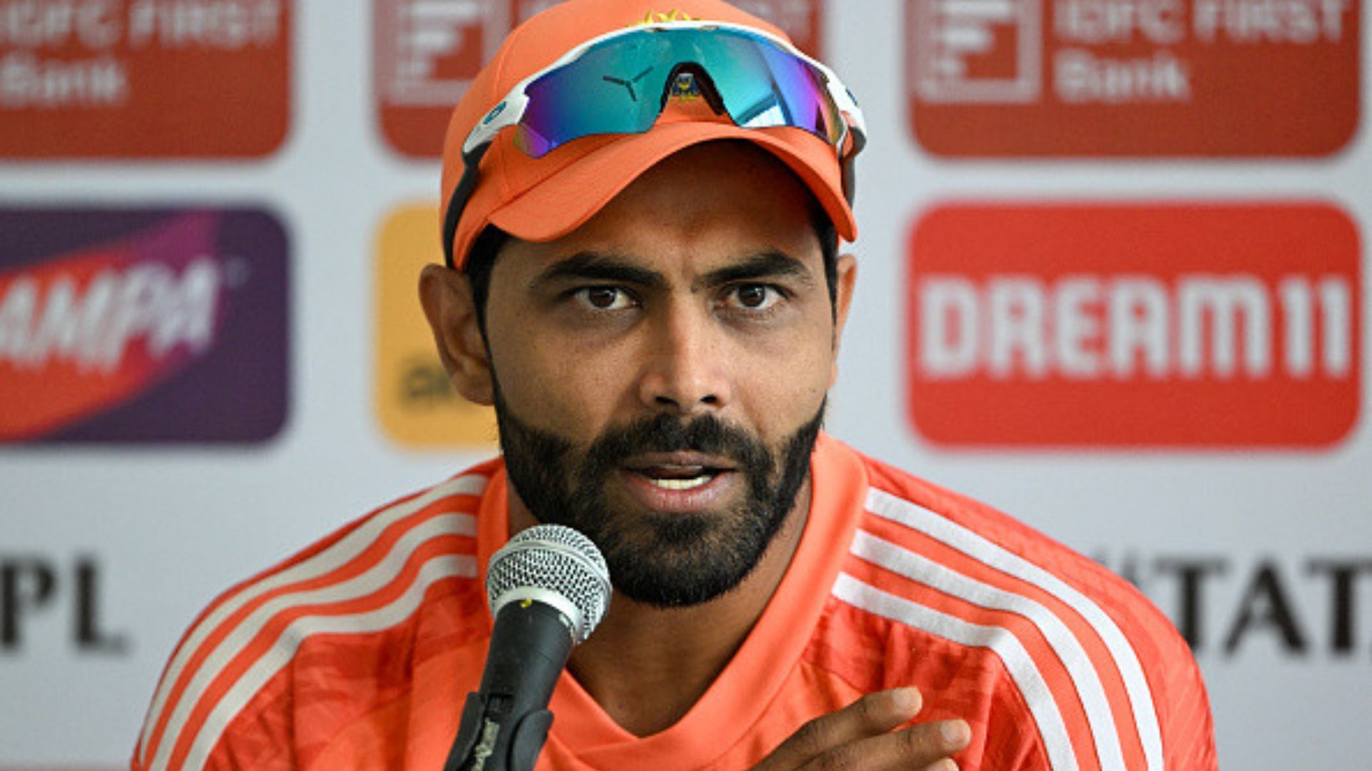 IND vs ENG: राजकोट टेस्ट से पहले रवींद्र जडेजा का अंग्रेजों को मुंहतोड़ जवाब, कहा- इंग्लैंड मजबूत टीम नहीं वो तो बस हम लोगों ने...