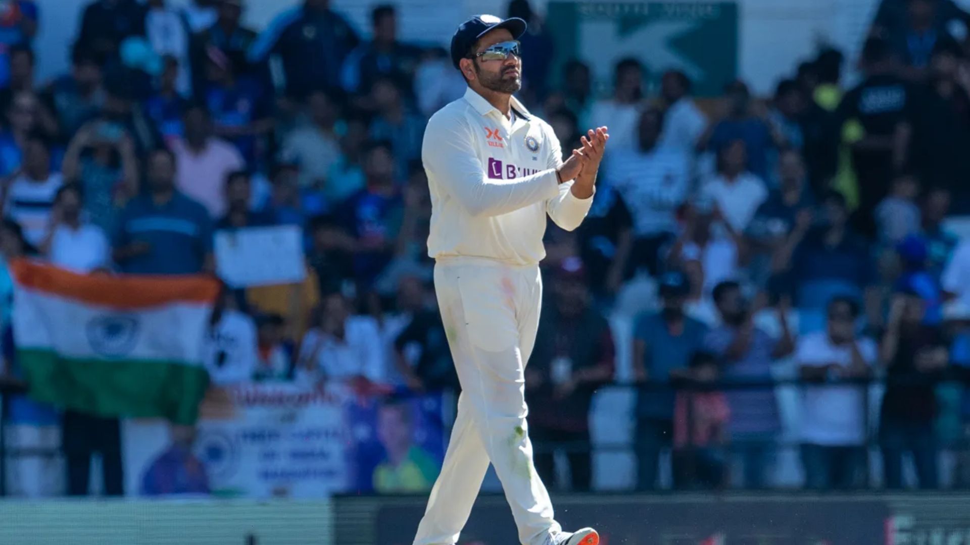 IND vs ENG: रोहित शर्मा को राजकोट में सताया ICC की सजा का डर, चिल्लाकर बोले- ये लोग आउट..., देखिए मजेदार Video