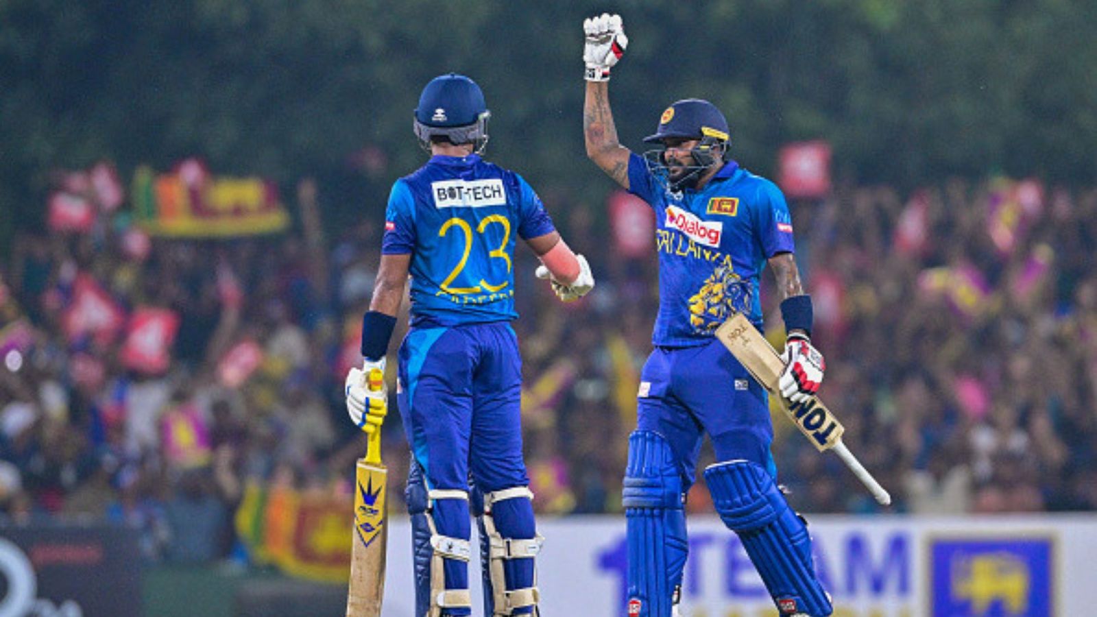 SL vs AFG: हसरंगा के तूफान से श्रीलंका ने अफगानिस्तान को 4 रन से हराया, इब्राहिम जादरान आखिरी ओवर में नहीं बना सके 11 रन SL vs AFG: हसरंगा के तूफान से श्रीलंका ने अफगानिस्तान को 4 रन से हराया, इब्राहिम जादरान आखिरी ओवर में नहीं बना सके 11 रन