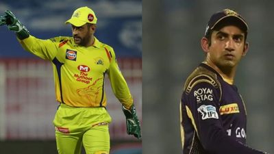 IPL 2024: धोनी और गौतम गंभीर के बीच इस खिलाड़ी को टीम में लेने के लिए हो सकती है जंग, नीलामी में किसी फ्रेंचाइजी ने नहीं दिखाई थी दिलचस्पी एमएस धोनी और गौतम गंभीर