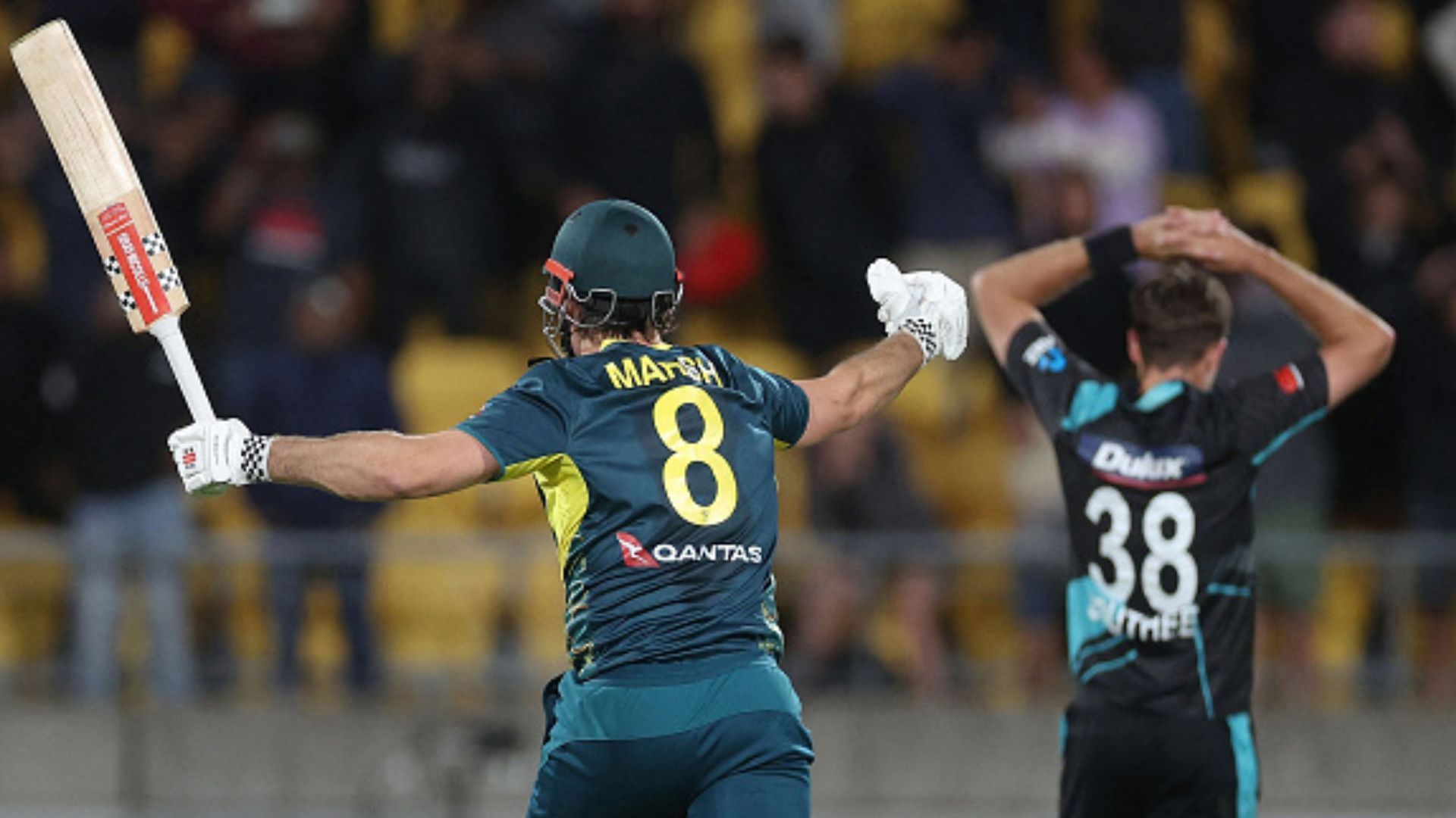NZ vs AUS, T20I : ऋषभ पंत की टीम के 6.50 करोड़ वाले बैटर ने उड़ाए 7 छक्के, 216 रनों के चेज का खिलौना बनाकर ऑस्ट्रेलिया को न्यूजीलैंड पर दिलाई 6 विकेट से जीत 