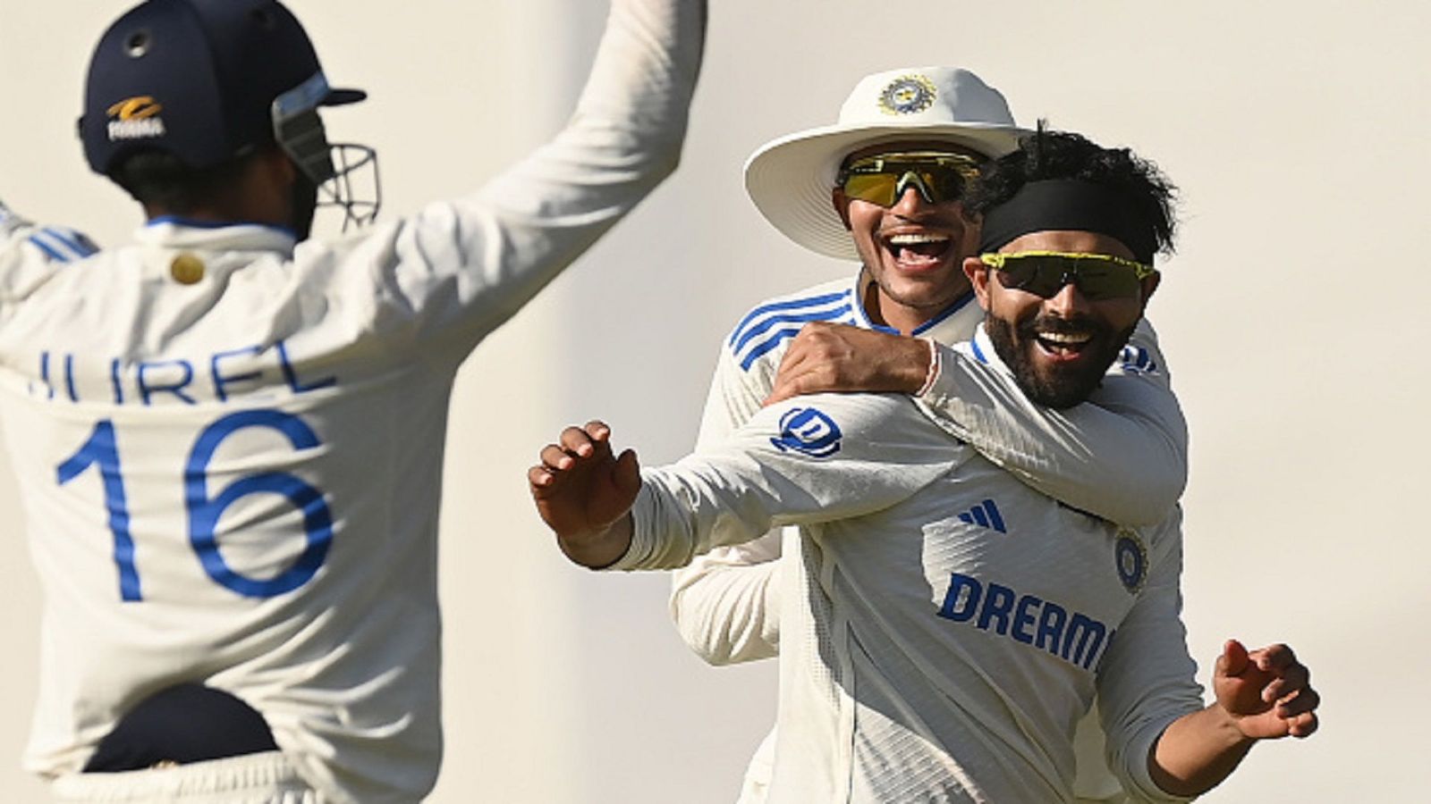 IND vs ENG: आर अश्विन, रवींद्र जडेजा नहीं तो किसके दम पर भारत ने सीरीज में बनाया दबदबा? शुभमन गिल ने दिया जवाब IND vs ENG: आर अश्विन, रवींद्र जडेजा नहीं तो किसके दम पर भारत ने सीरीज में बनाया दबदबा? शुभमन गिल ने दिया जवाब