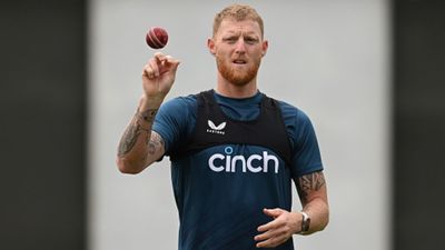 IND vs ENG, Ben Stokes Bowling : बेन स्टोक्स भारत के खिलाफ रांची टेस्ट मैच में गेंदबाजी करेंगे या नहीं? इंग्लैंड के उपकप्तान ने दी बड़ी अपडेट रांची के मैदान में गेंदबाजी अभ्यास के दौरान बेन स्टोक्स