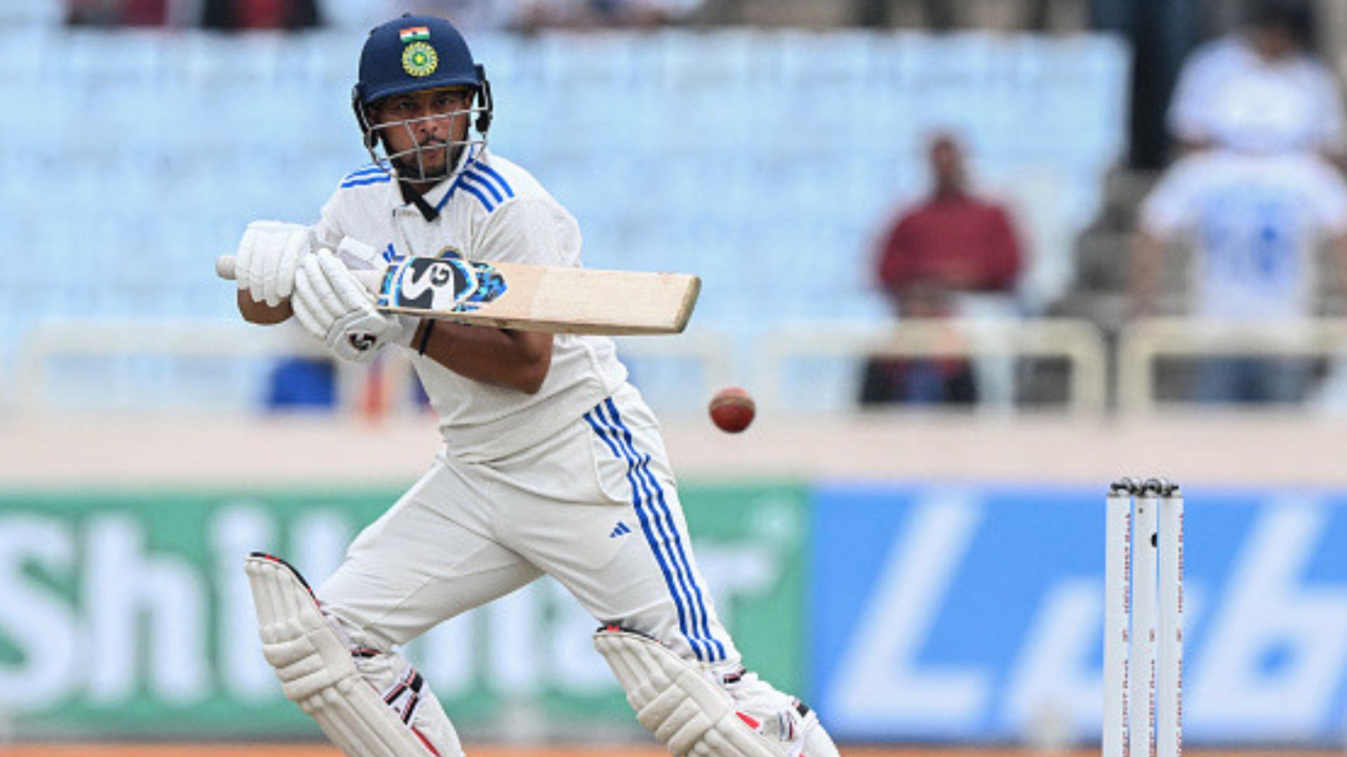 IND vs ENG: कुलदीप यादव की बल्लेबाजी देख गावस्कर को आई स्टीव स्मिथ की याद, ड्रेसिंग रूम के भीतर से रोहित- गिल ने भी लगाए ठहाके