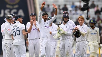 IND vs ENG: शोएब बशीर ने रचा इतिहास, भारत के 5 बल्लेबाजों को अपनी फिरकी में फंसा ऐसा करने वाले बने दूसरे गेंदबाज शोएब बशीर