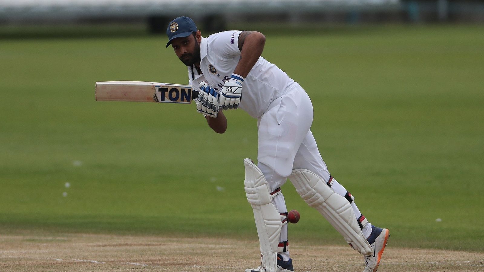 Ranji Trophy: हनुमा विहारी का संघर्ष बर्बाद, 6 विकेट लेकर इस गेंदबाज ने तोड़ा आंध्र प्रदेश का सपना, मध्य प्रदेश ने चार रन से जीत सेमीफाइनल में की एंट्री Ranji Trophy: हनुमा विहारी का संघर्ष बर्बाद, 6 विकेट लेकर इस गेंदबाज ने तोड़ा आंध्र प्रदेश का सपना, मध्य प्रदेश ने चार रन से जीत सेमीफाइनल में की एंट्री