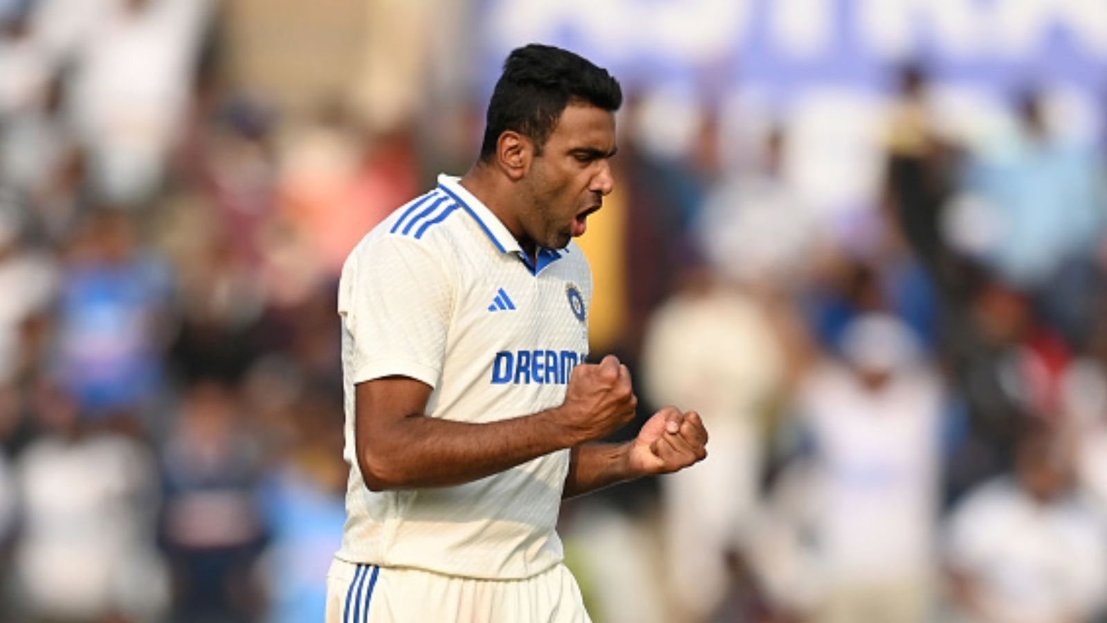 अश्विन ने किस टीम के सर्वाधिक खिलाड़ी किए आउट? इस देश के ख़िलाफ़ खेले हैं सबसे ज़्यादा टेस्ट अश्विन ने किस टीम के सर्वाधिक खिलाड़ी किए आउट? इस देश के ख़िलाफ़ खेले हैं सबसे ज़्यादा टेस्ट