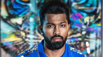 Hardik Pandya IPL 2024: 'जीत तभी मिलेगी जब...' हार्दिक पंड्या ने मुंबई इंडियंस में वापसी के बाद फैंस के लिए क्या कह दिया हार्दिक पंड्या आईपीएल 2024 में मुंबई इंडियंस की कप्तानी करेंगे.