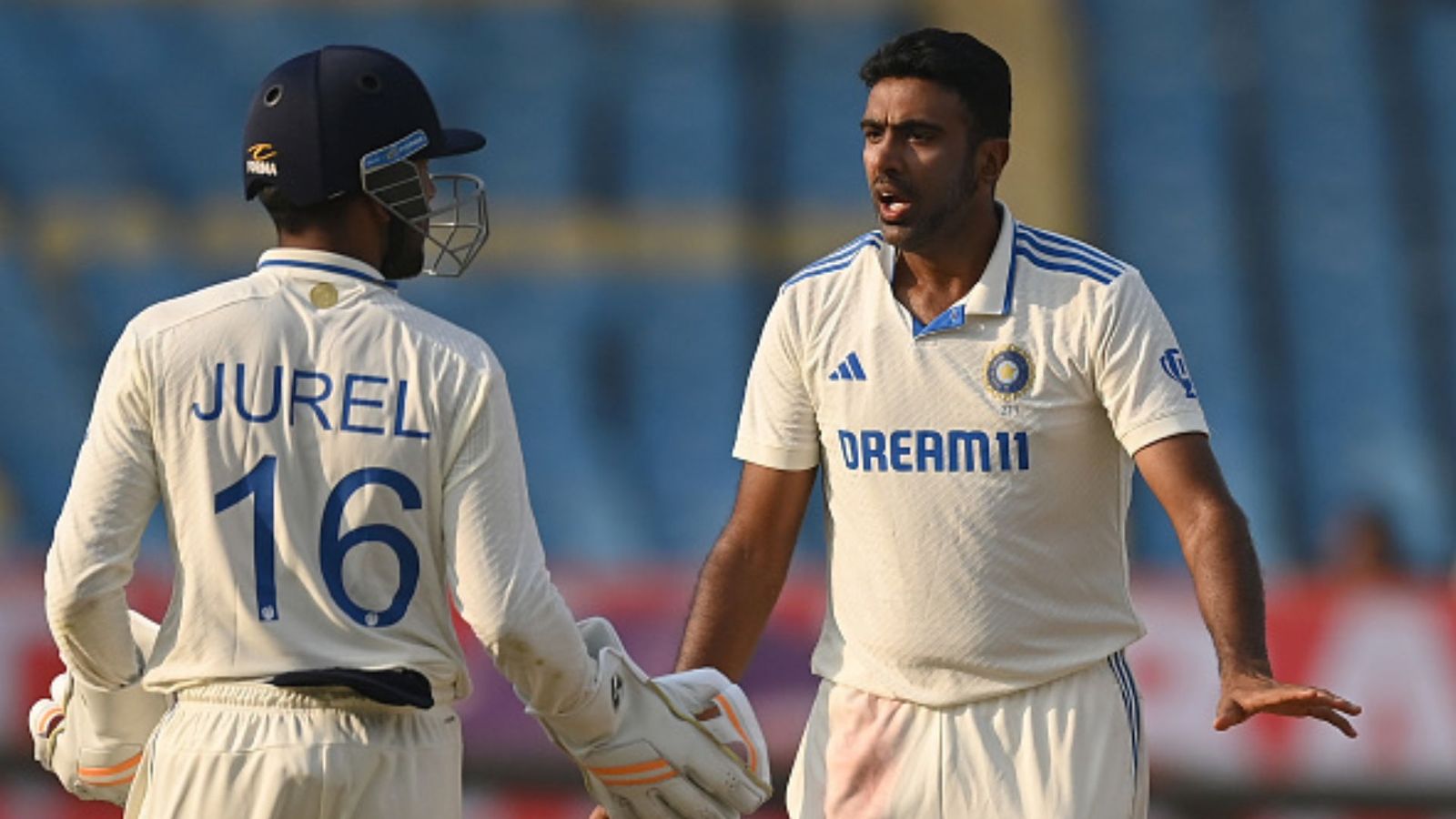 IND vs ENG : अश्विन को क्यों छोड़ना पड़ा था राजकोट टेस्ट, पत्नी ने बताई राज की बात, पुजारा का भी मिला साथ IND vs ENG : अश्विन को क्यों छोड़ना पड़ा था राजकोट टेस्ट, पत्नी ने बताई राज की बात, पुजारा का भी मिला साथ