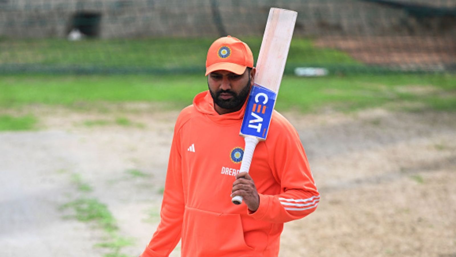 IND vs ENG : धर्मशाला टेस्ट मैच में क्या 3 तेज गेंदबाजों के साथ उतरेगी टीम इंडिया? कप्तान रोहित शर्मा ने प्लेइंग इलेवन पर दी बड़ी अपडेट IND vs ENG : धर्मशाला टेस्ट मैच में क्या 3 तेज गेंदबाजों के साथ उतरेगी टीम इंडिया? कप्तान रोहित शर्मा ने प्लेइंग इलेवन पर दी बड़ी अपडेट