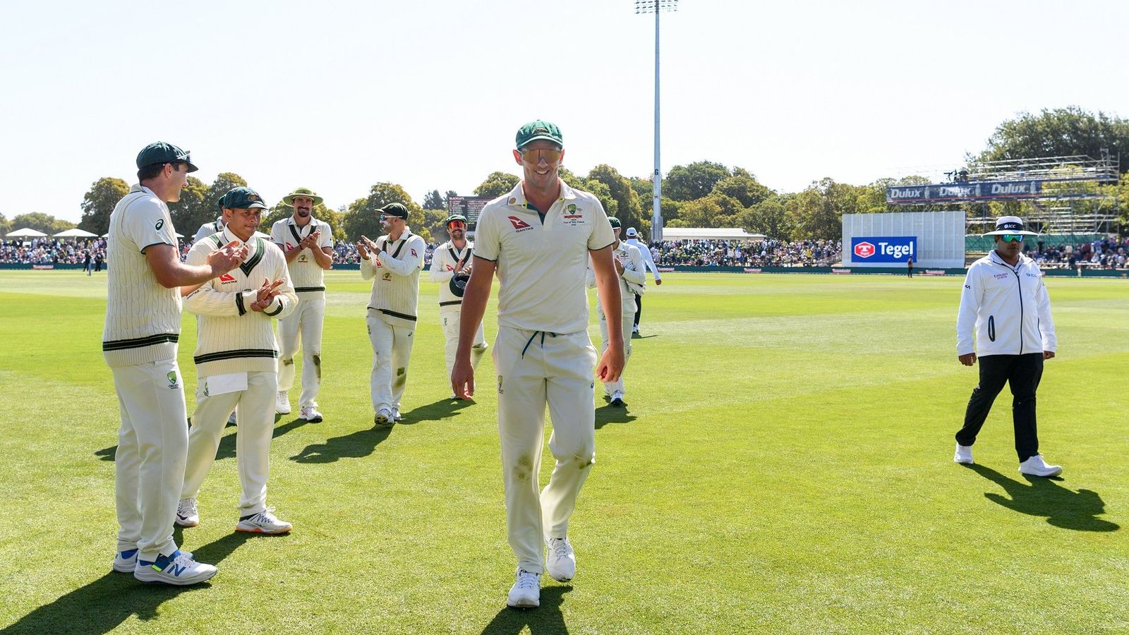 NZ vs AUS: केन विलियमसन-टिम साउदी का 100 वां टेस्ट, जोश हेजलवुड का फाइफर, यहां जानें दूसरे टेस्ट के पहले दिन की खास 5 बातें NZ vs AUS: केन विलियमसन-टिम साउदी का 100 वां टेस्ट, जोश हेजलवुड का फाइफर, यहां जानें दूसरे टेस्ट के पहले दिन की खास 5 बातें