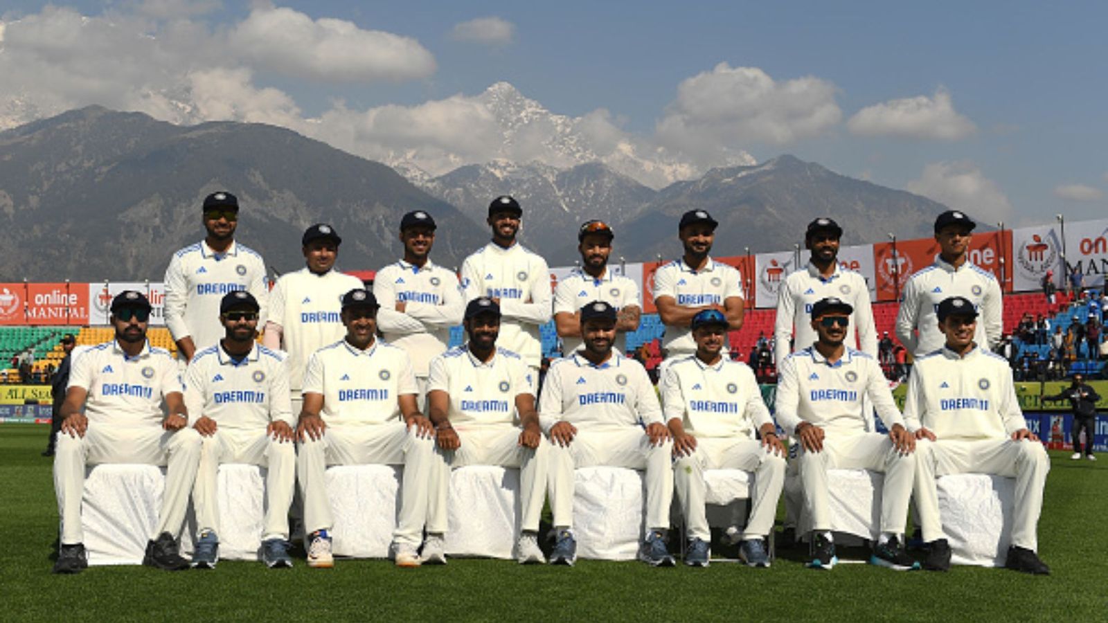 ICC Ranking Update : भारत ने इंग्लैंड को हराकर ऑस्ट्रेलिया से छीनी टेस्ट क्रिकेट की बादशाहत, तीनो फॉर्मेट में 'नंबर वन' बनी टीम इंडिया ICC Ranking Update : भारत ने इंग्लैंड को हराकर ऑस्ट्रेलिया से छीनी टेस्ट क्रिकेट की बादशाहत, तीनो फॉर्मेट में 'नंबर वन' बनी टीम इंडिया