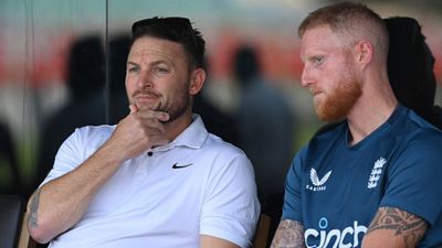 IND vs ENG: ब्रेंडन मैक्कलम ने माना इंग्लैंड को भारी पड़ी भारत के खिलाफ बयानबाजी, बोले- मीडिया में इसे घमंड... ब्रेंडन मैक्कलम और बेन स्टोक्स के लिए भारत दौरा निराशाभरा रहा.