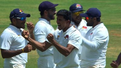 Ranji Trophy: मुंबई रिकॉर्ड 42वीं बार रणजी चैंपियन, अजिंक्य रहाणे की टीम ने विदर्भ को 169 रन से हराकर 8 साल का सूखा किया खत्म मुंबई बनी रणजी ट्रॉफी विजेता