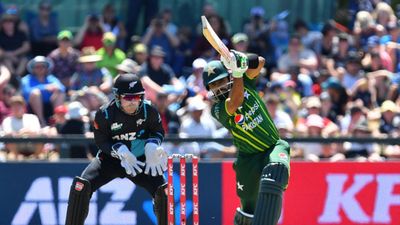 बड़ी खबर: पाकिस्तान क्रिकेट के लिए खुशखबरी! 20 साल बाद देश में खेली जाएगी वनडे ट्राई सीरीज, ये दो देश बनेंगे मेहमान बाबर आजम