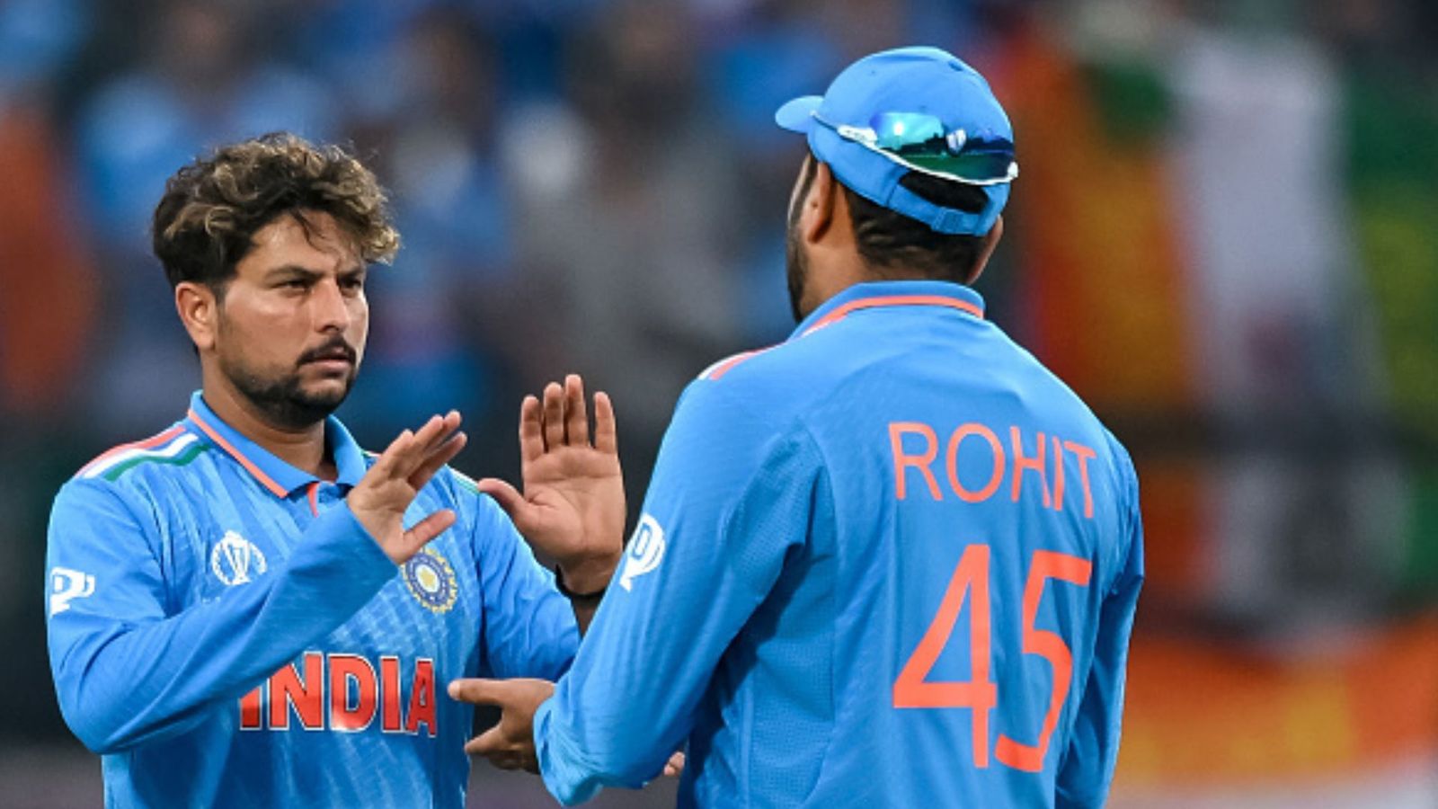 Rohit Sharma: भारतीय क्रिकेटरों को क्यों बुरी नहीं लगती कप्तान रोहित शर्मा की बात, कुलदीप यादव ने बताया सच, कहा- जो भी वो बोलते हैं... Rohit Sharma: भारतीय क्रिकेटरों को क्यों बुरी नहीं लगती कप्तान रोहित शर्मा की बात, कुलदीप यादव ने बताया सच, कहा- जो भी वो बोलते हैं...