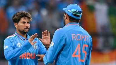 Rohit Sharma: भारतीय क्रिकेटरों को क्यों बुरी नहीं लगती कप्तान रोहित शर्मा की बात, कुलदीप यादव ने बताया सच, कहा- जो भी वो बोलते हैं... रोहित शर्मा और कुलदीप यादव